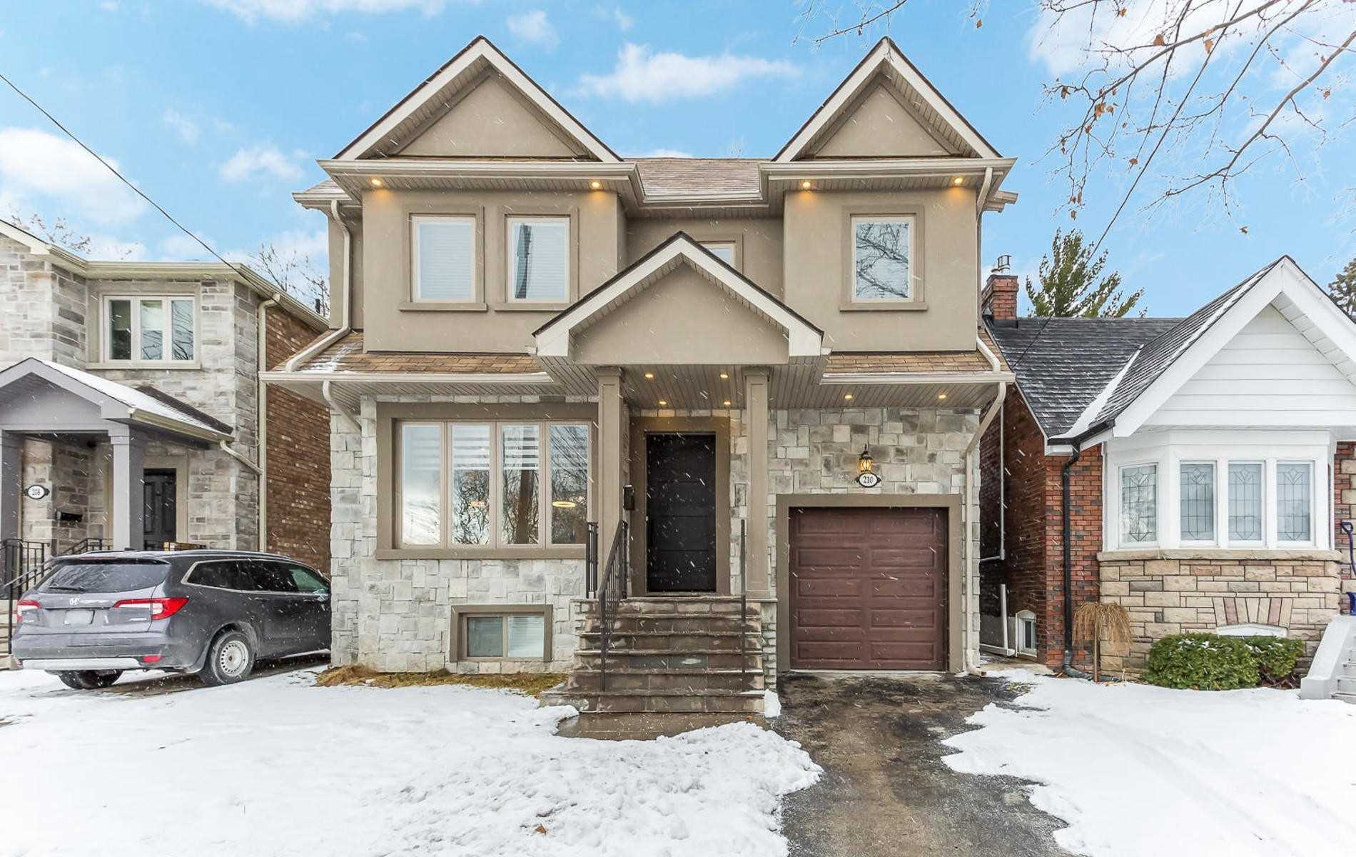 210 Glenwood Cres, Toronto, ON - Detached | HouseSigma