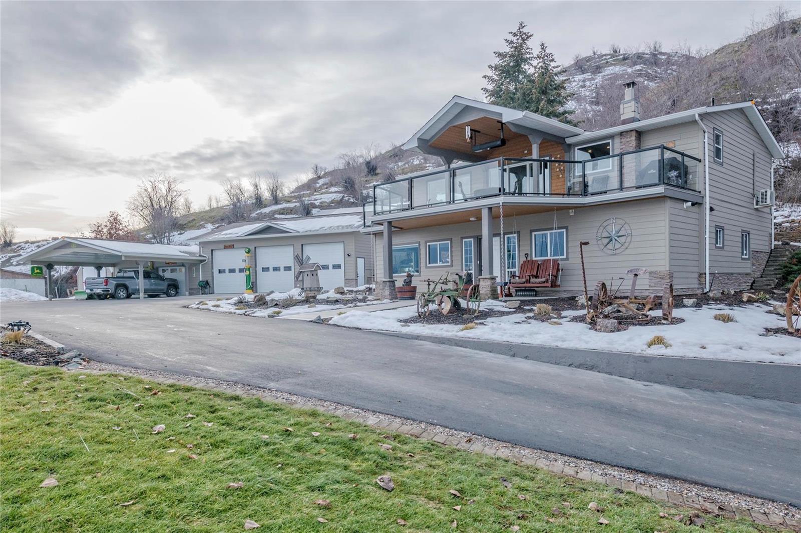 6902 Old Kamloops Road, Vernon, B. C., BC House, Single Family