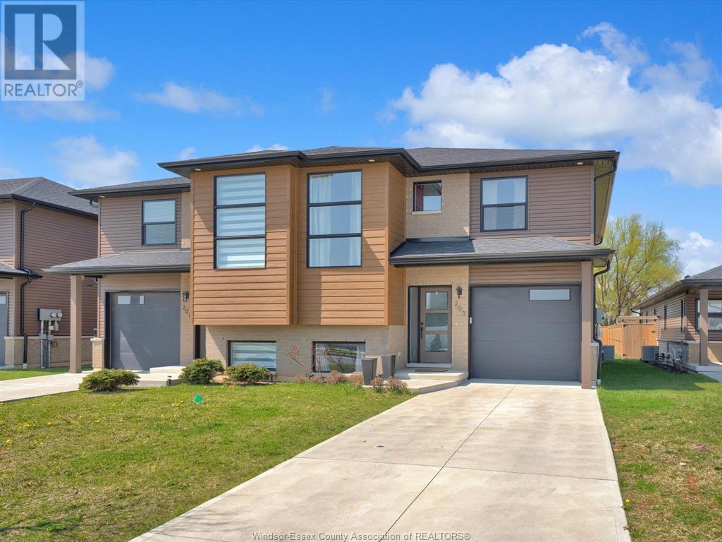 203 MEADOWVIEW, Amherstburg, Ontario N9V0G1 For Sale HouseSigma