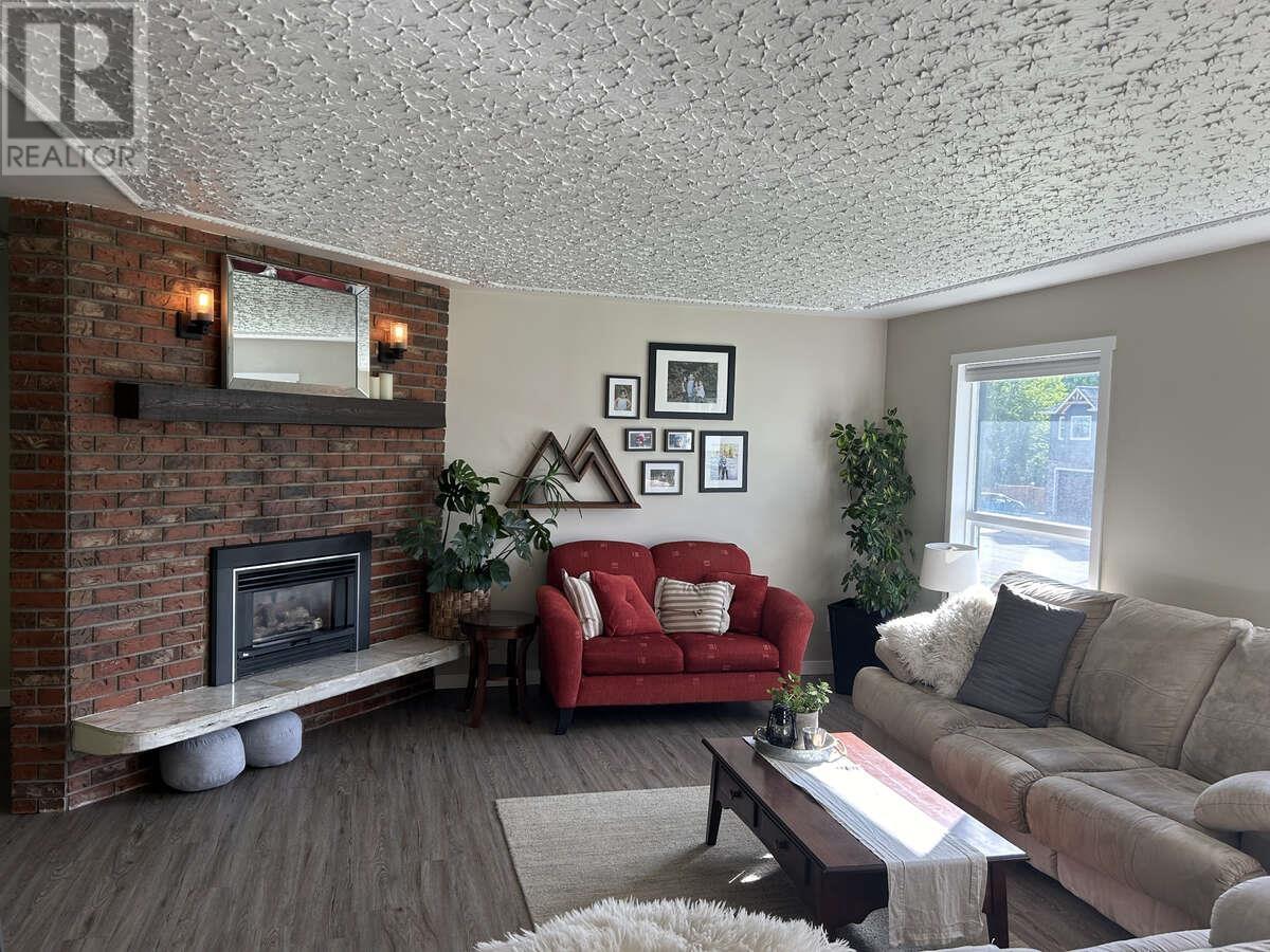 4161 PRUDENTE ROAD, Prince George, British Columbia V2N5K3 For Sale ...