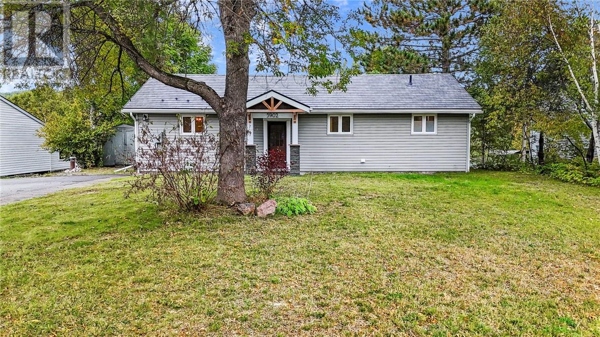 5902 Onwatin Lake, Hanmer, Ontario P3P1J4 For Sale HouseSigma