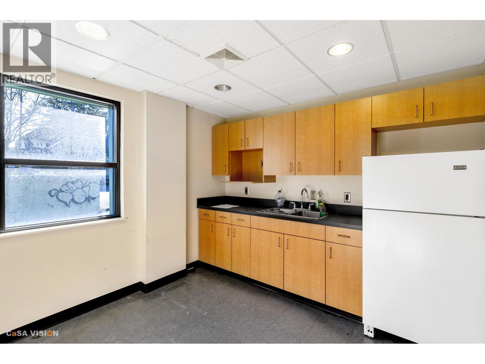 Unit 100 - 100 131 E COLUMBIA STREET, New Westminster 2