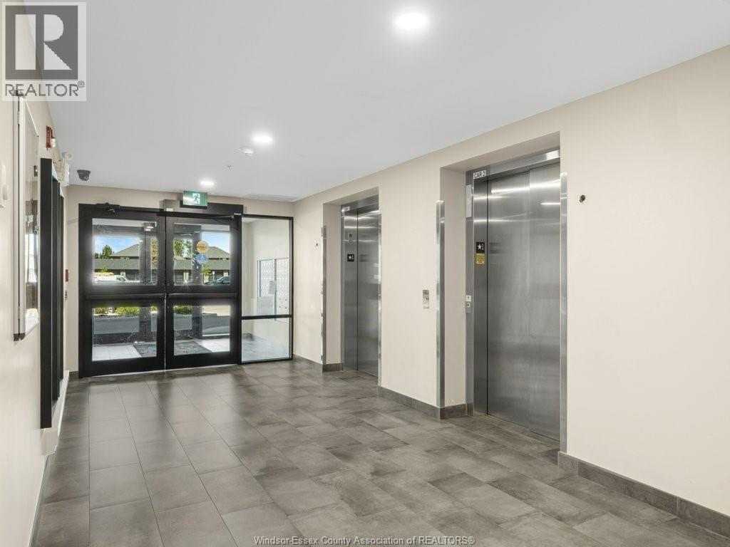 Unit 204 - 2600 SANDWICH WEST PARKWAY, LaSalle 4