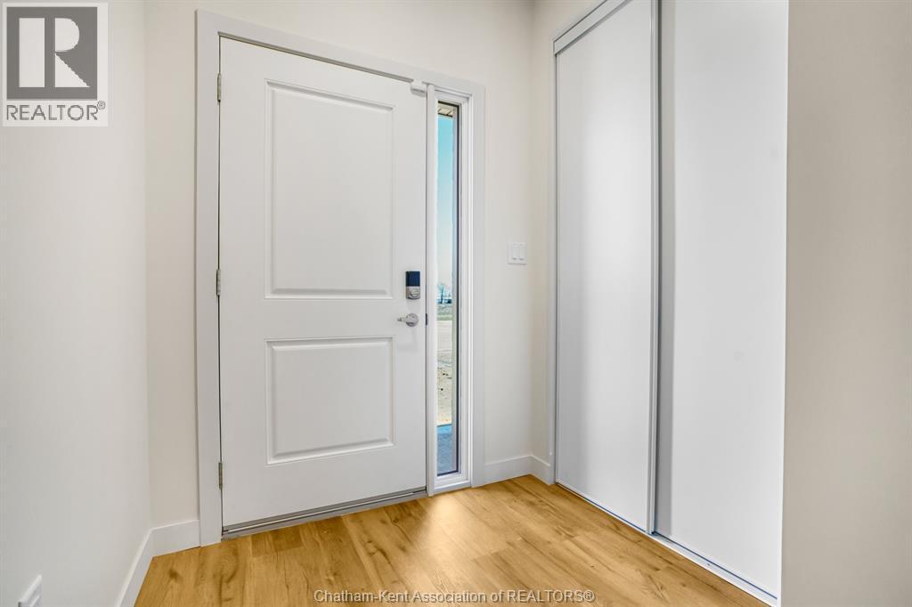 20 MAGNOLIA LANE, Chatham 4