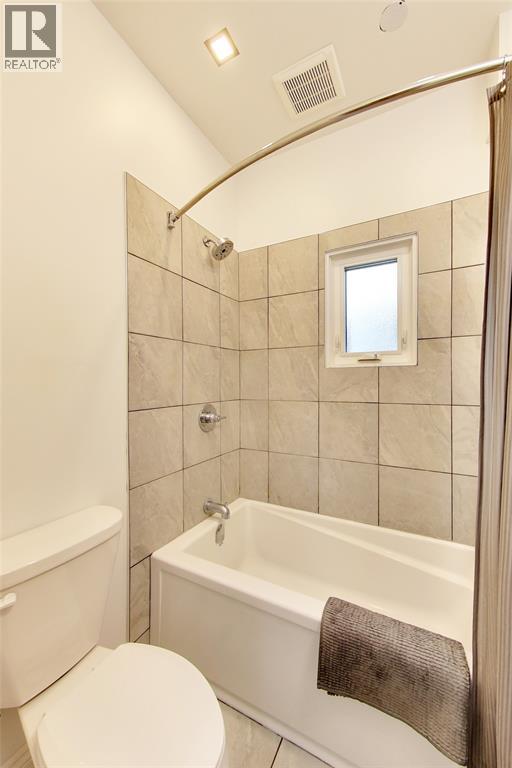 Unit 1 EAST - 122 FORSYTH STREET North, Sarnia 5