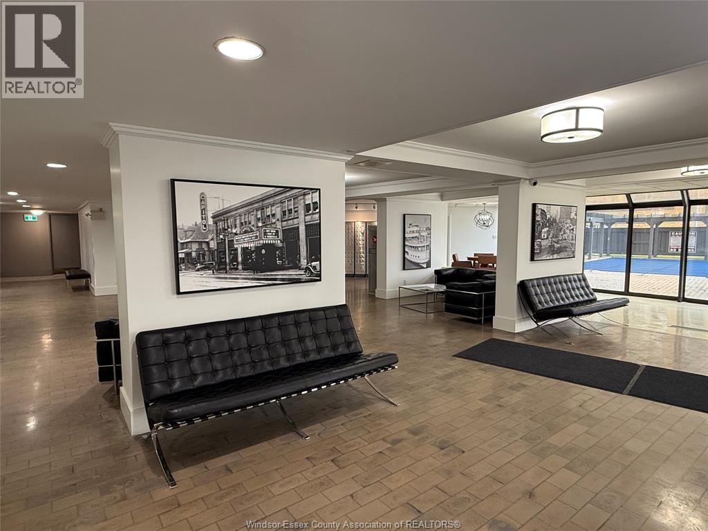 Unit 107 - 111 Riverside DRIVE East, Windsor 2