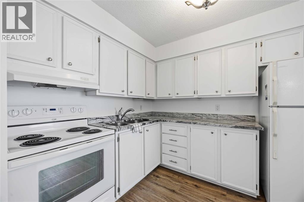 Unit 1004 - 155 FRONT STREET North, Sarnia 5