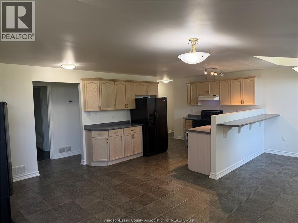 Unit UPPER - 695 FRONT ROAD North, Amherstburg 5