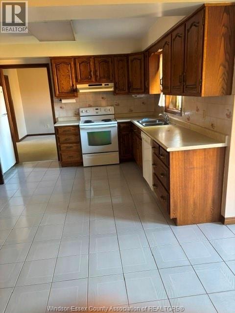 586 DRESDEN PLACE, Tecumseh 3