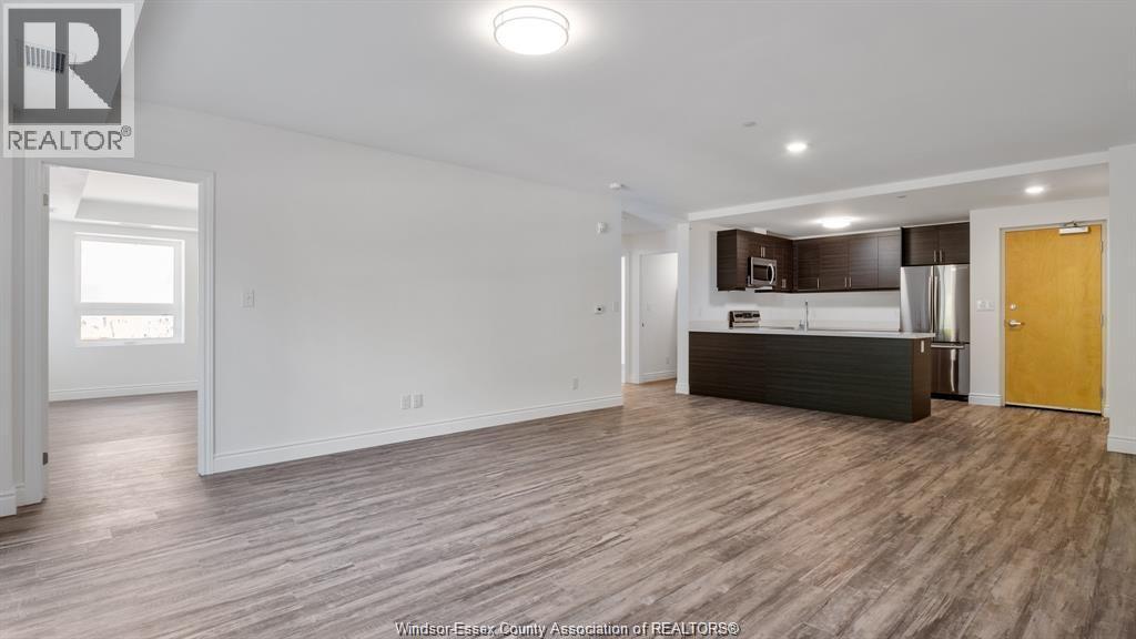 Unit 202 - 1675 BANWELL, Windsor 5