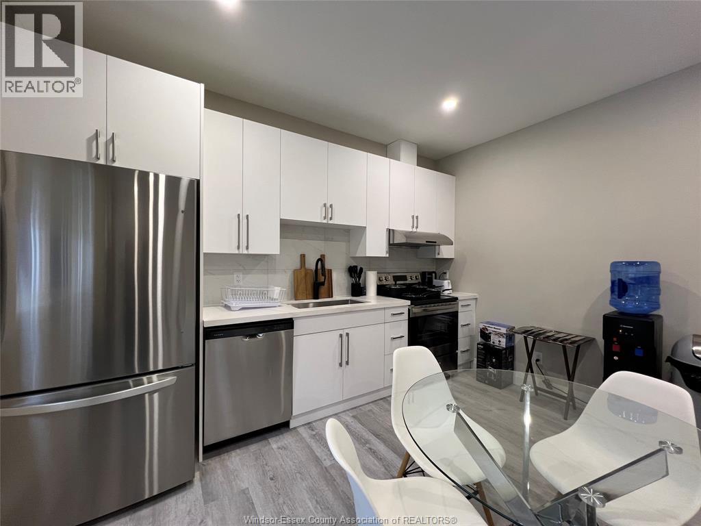 917 Mckay AVENUE Unit# Front-Room 1-5, Windsor 5