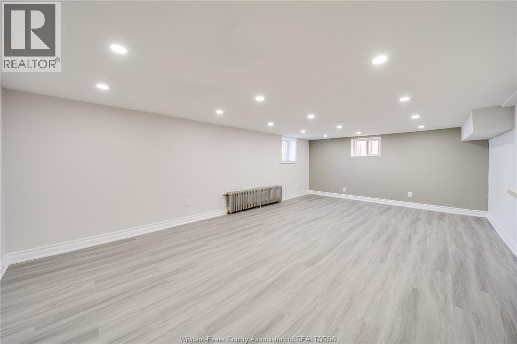 Unit LOWER - 1715 ALEXIS, Windsor 4