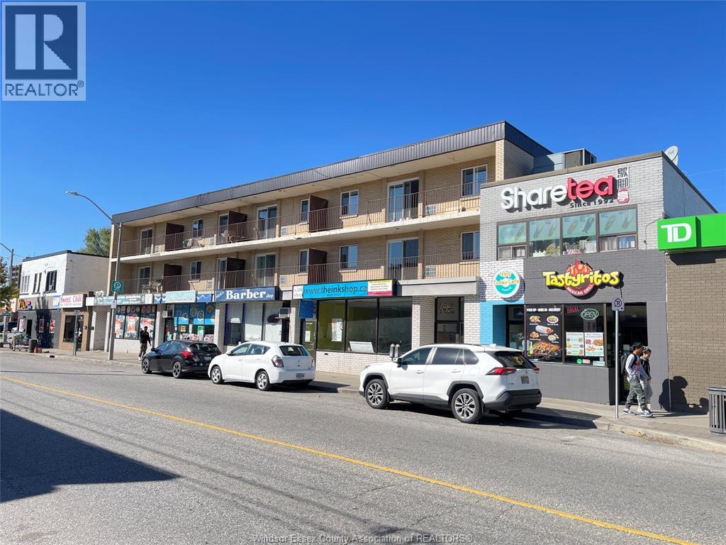 Unit 32 - 2136 WYANDOTTE STREET West, Windsor 2