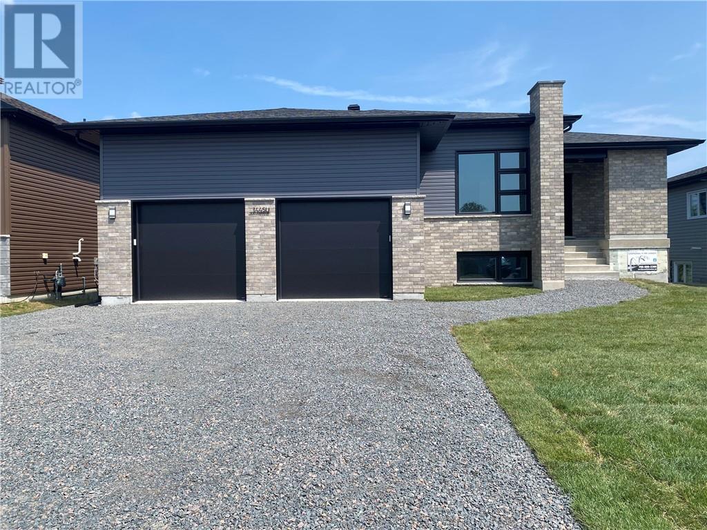 Unit Lower Unit - 144 Meadowbrook Road, Azilda 2