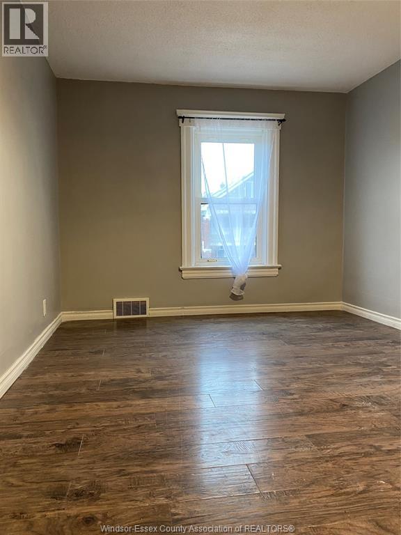 Unit Upper - 1115 MARION, Windsor 3