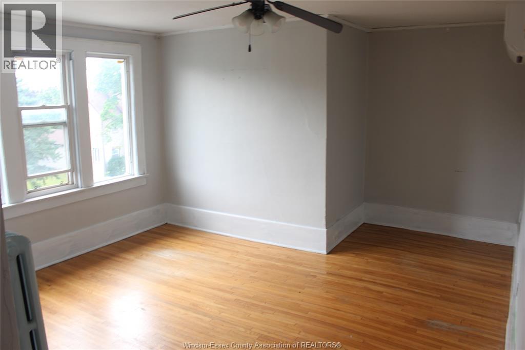 Unit 5 - 224 CALIFORNIA, Windsor 3