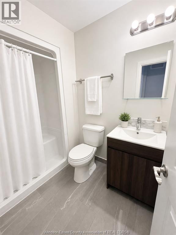 521 CAMPBELL AVENUE, Windsor 3