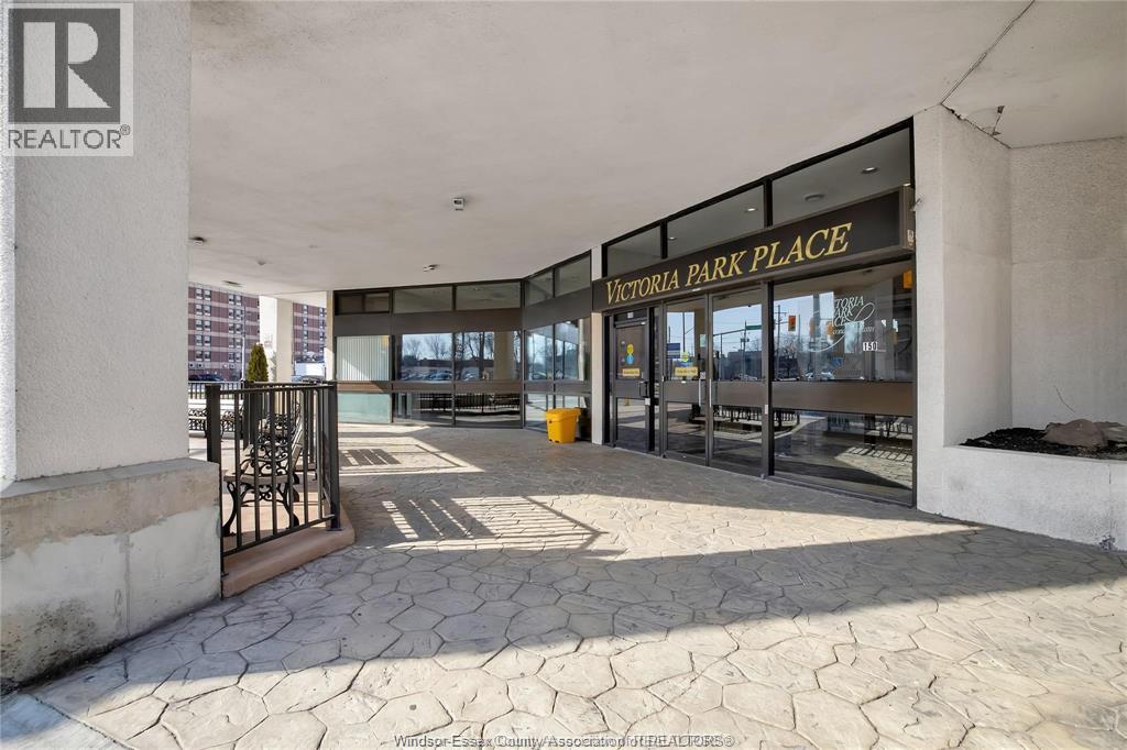 Unit 816 - 150 PARK West, Windsor 2