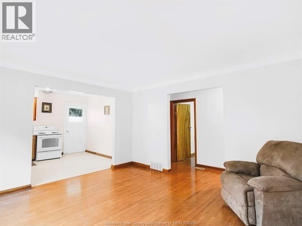 Unit Main - 1637 Drouillard, Windsor 3