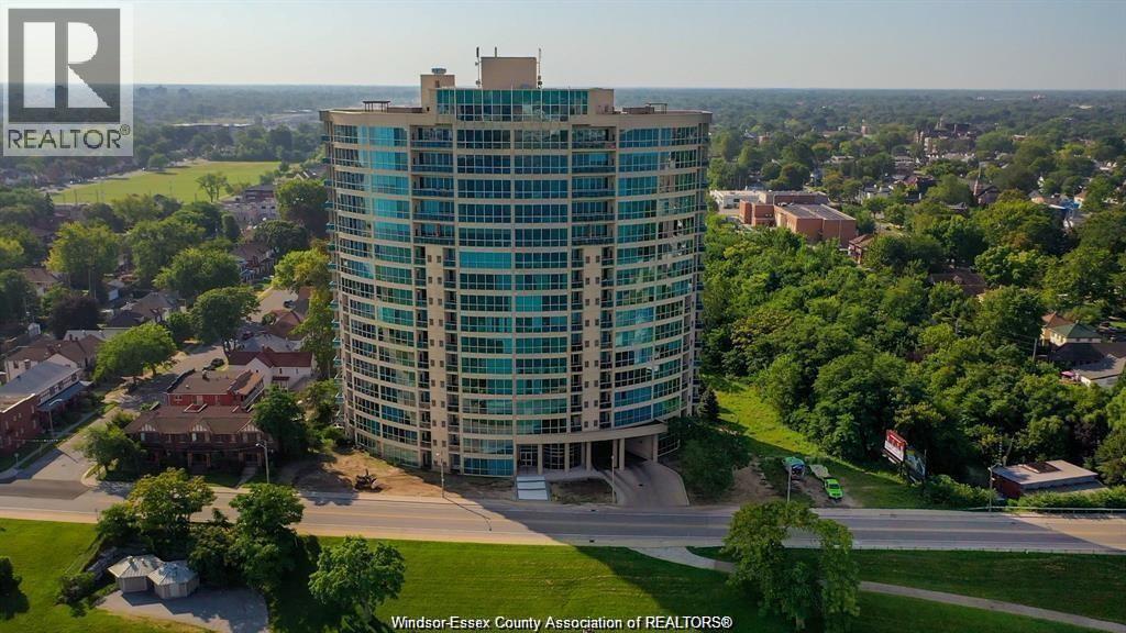 Unit 1603 - 1225 RIVERSIDE, Windsor 3