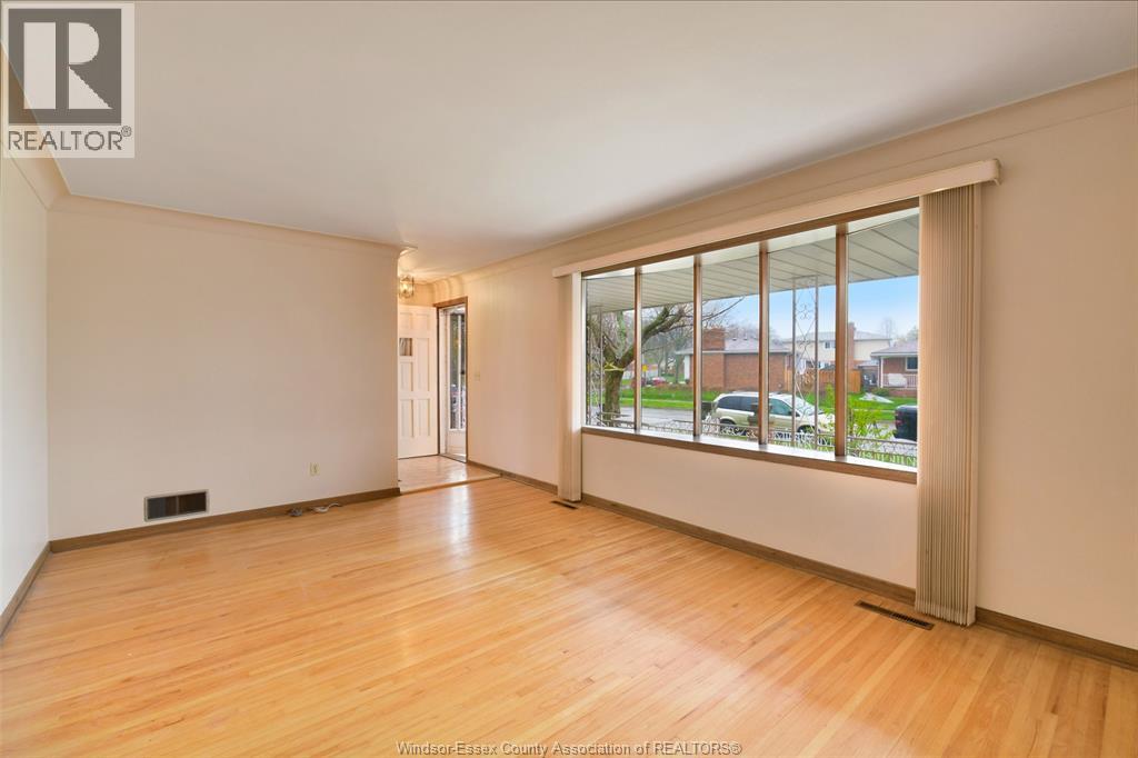 Unit A - 10770 EASTCOURT, Windsor 5