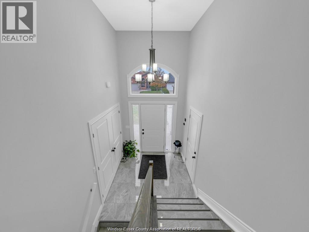 2277 NORTHWAY AVENUE, Windsor 4