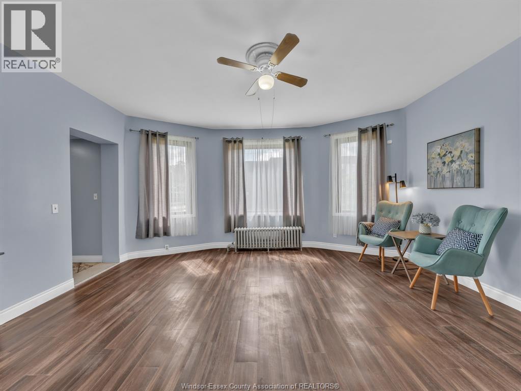 Unit MAIN - 677 Marentette, Windsor 3