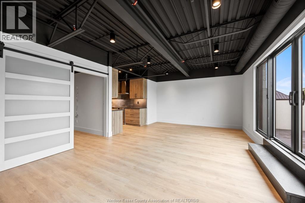Unit 209 - 3850 DOUGALL, Windsor 5