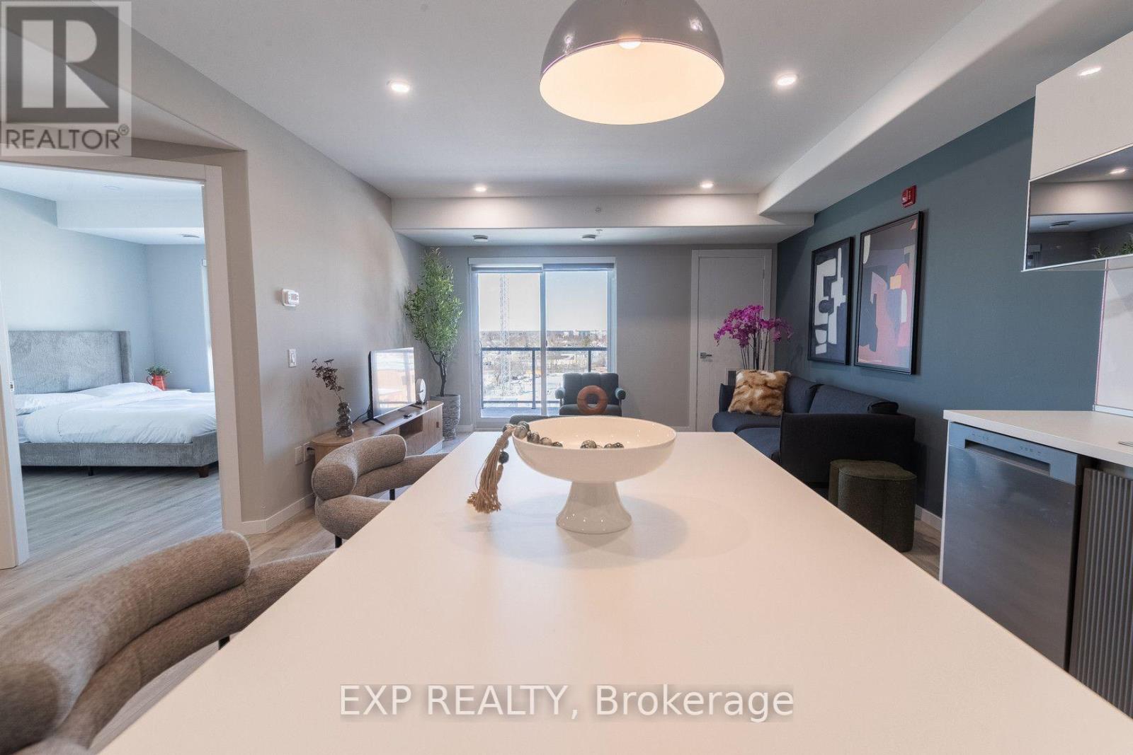 701 C ENTIRE UNIT - 155 HAGAR STREET, Welland (Lincoln/Crowland) 4