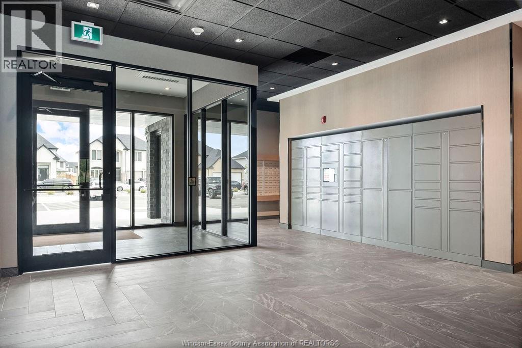 Unit 313 - 1624 LAUZON, Windsor 5