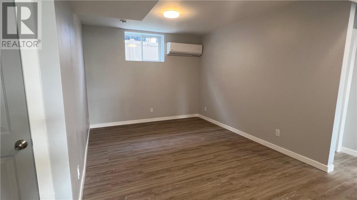 Unit Lower - 174 JEANINE Street, Sudbury 4