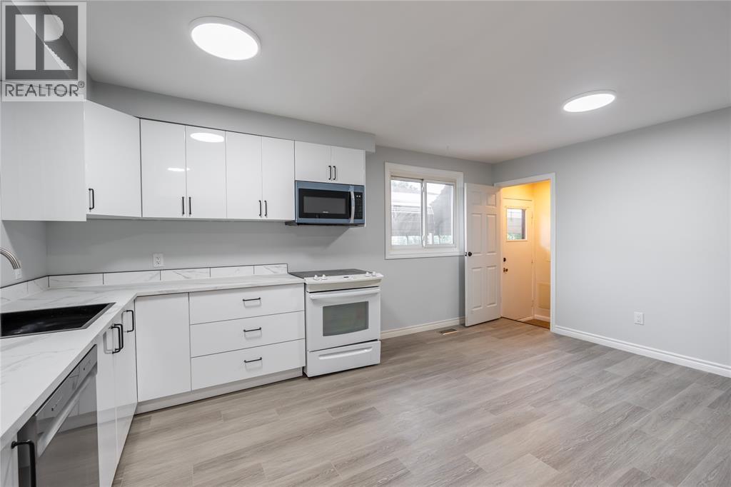 1104 OVERLEA CRESCENT, Sarnia 5