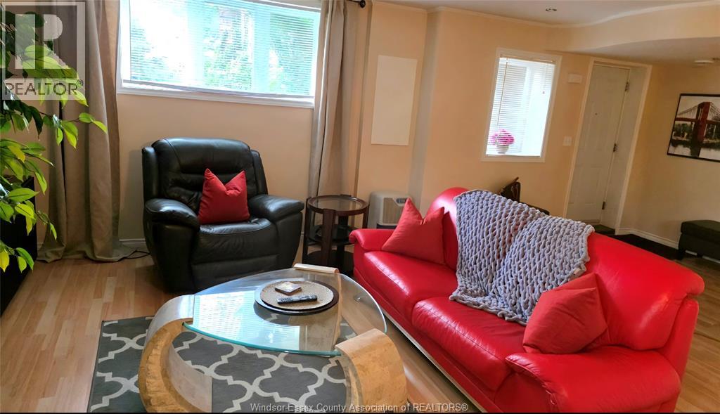 Unit 1 - 1805 NORTHWAY, Windsor 4