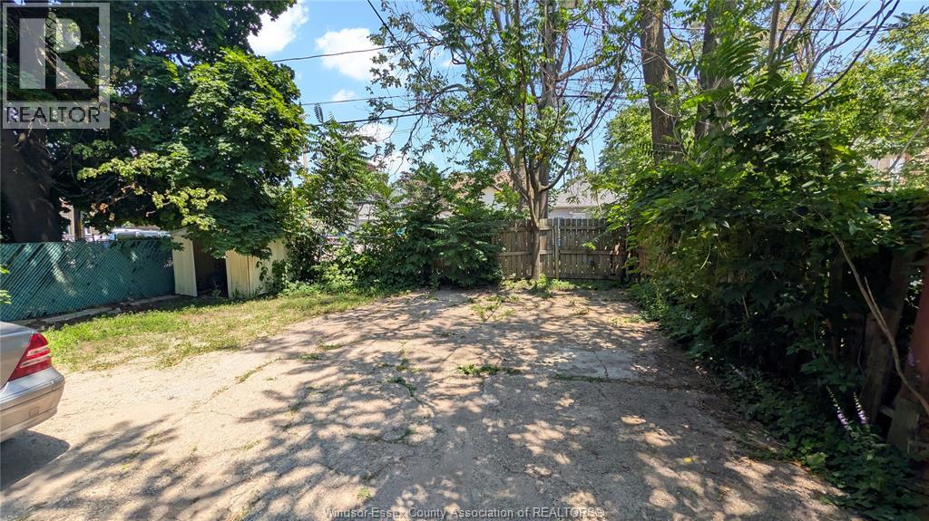 Unit UPPER - 322 PARTINGTON, Windsor 3