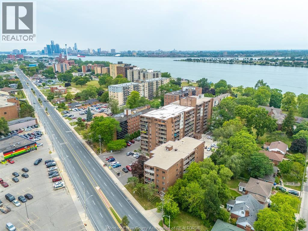 Unit 805 - 3936 WYANDOTTE STREET, Windsor 2