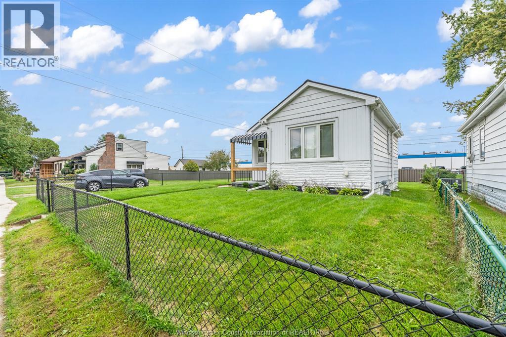 Unit UPPER - 2597 ALEXIS ROAD, Windsor 3