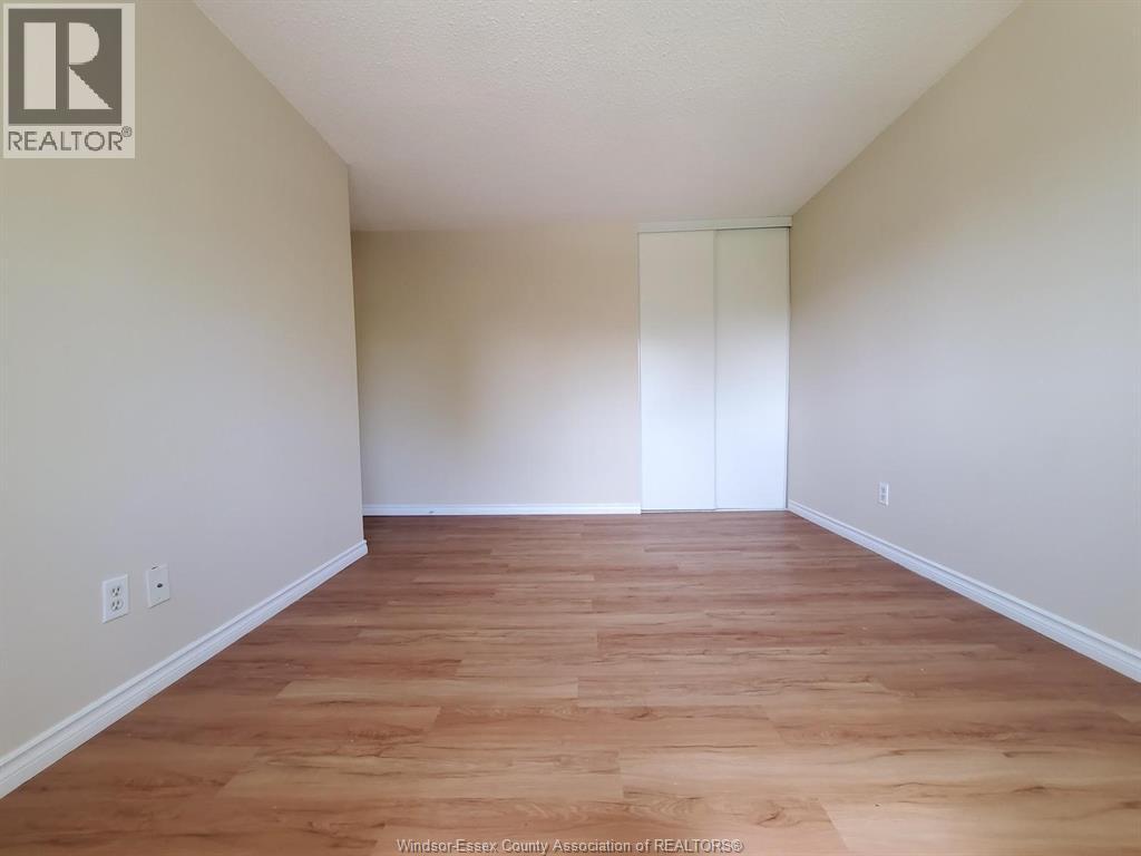 Unit B - 114 LILLIAN DRIVE, Waterloo 5