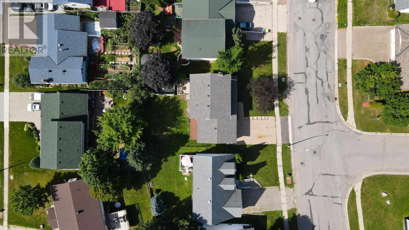 1007 Lake ST, Sault Ste. Marie 5