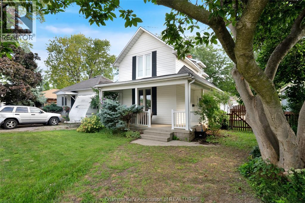 273 St Clair STREET, Chatham 1