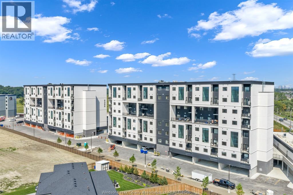 Unit 479 - 4300 LAURIER PARKWAY, LaSalle 4
