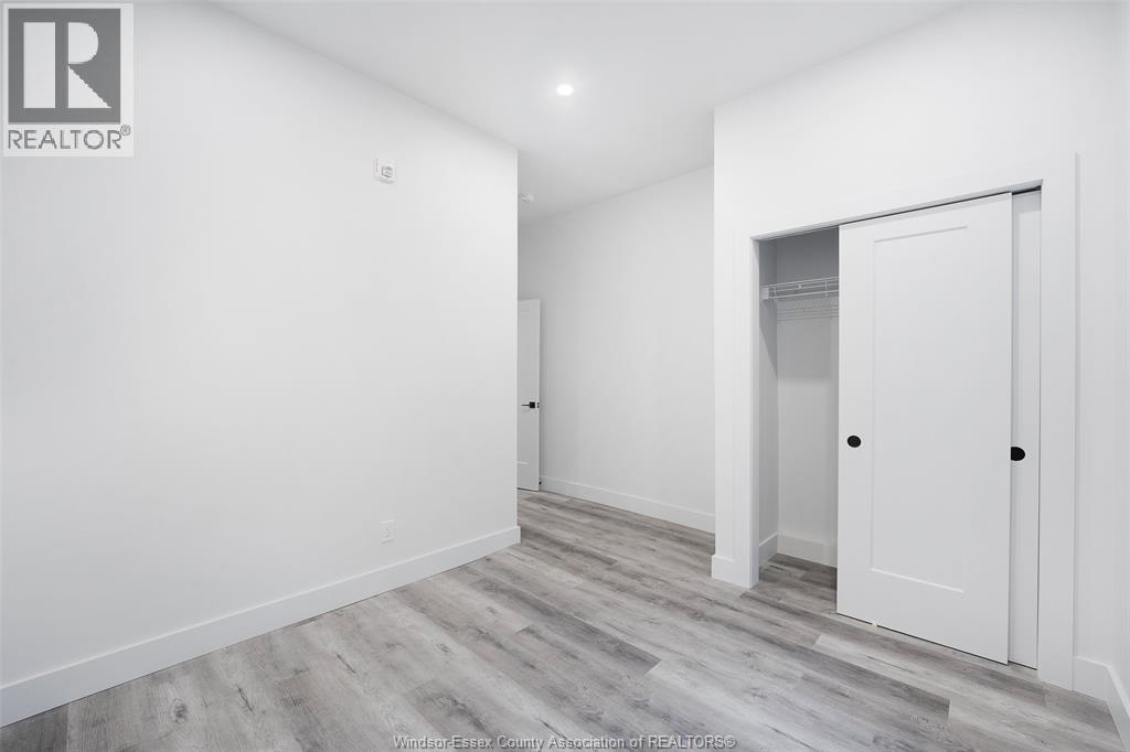 930 MARION, Windsor 5