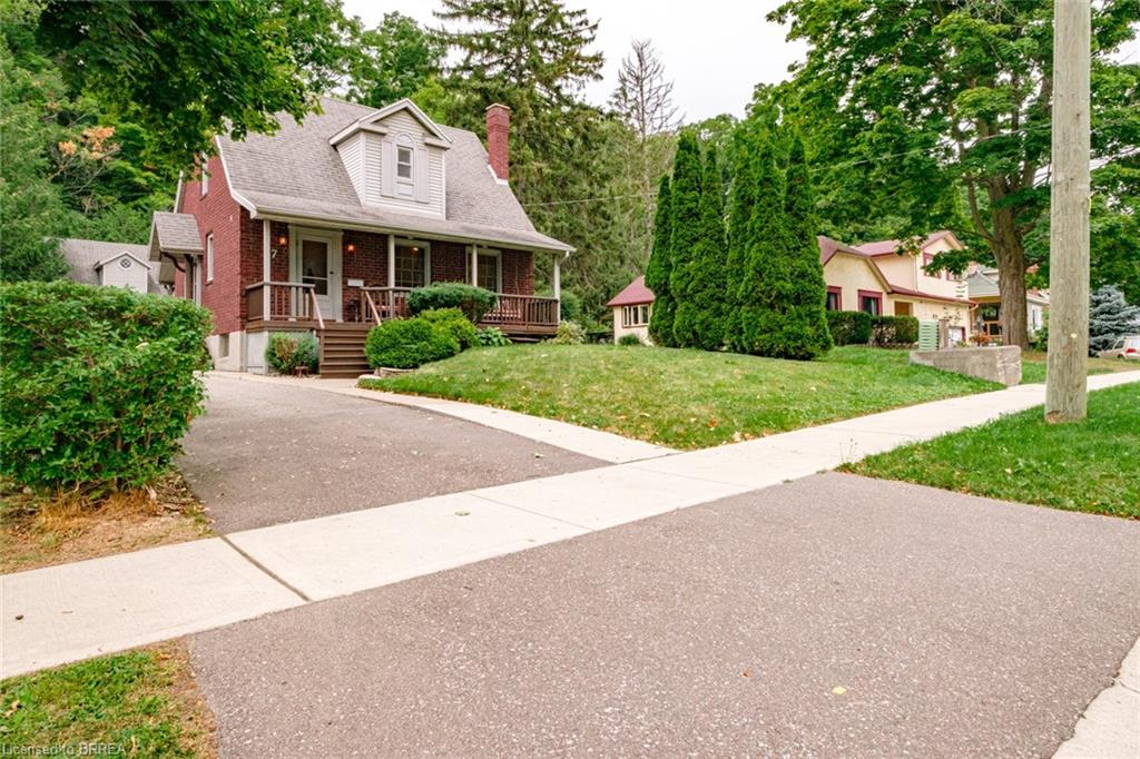 7 Barry Drive, Brantford, ON Single Family Residence Sold price