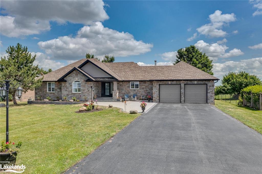 996045 MulmurTosorontio Townline, AdjalaTosorontio, ON Single