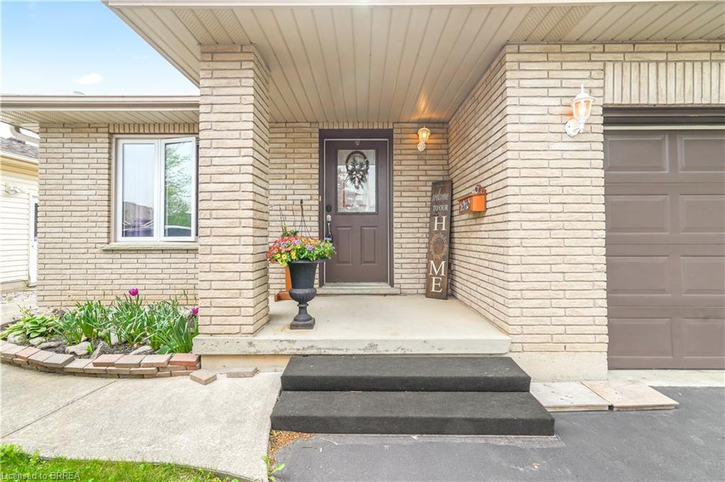 67 St Patricks Drive, Brantford, Ontario N3T6L4 Sold History | HouseSigma