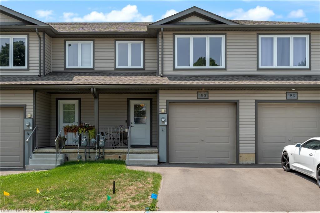 188 Head Street S, Simcoe 1