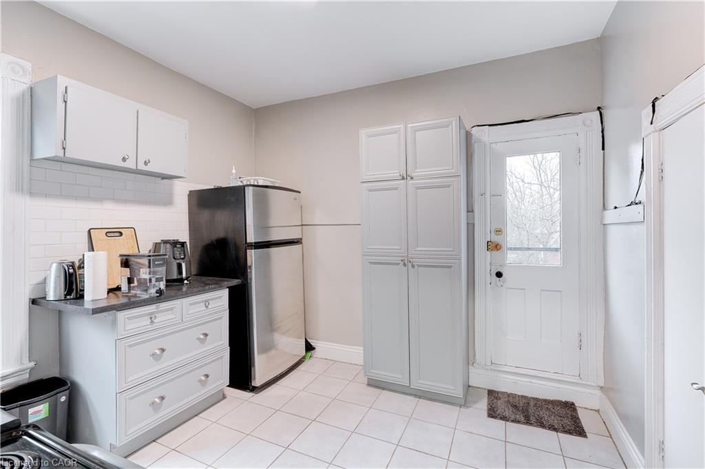 Unit 2 - 285 Hess Street S, Hamilton 3