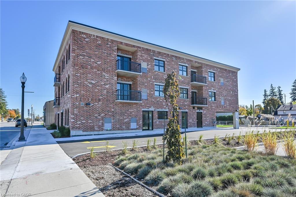 Unit 102 - 15 Talbot Street W, Cayuga 4