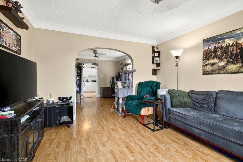 Unit Front Unit - 66 Queen Street S, Thorold 3