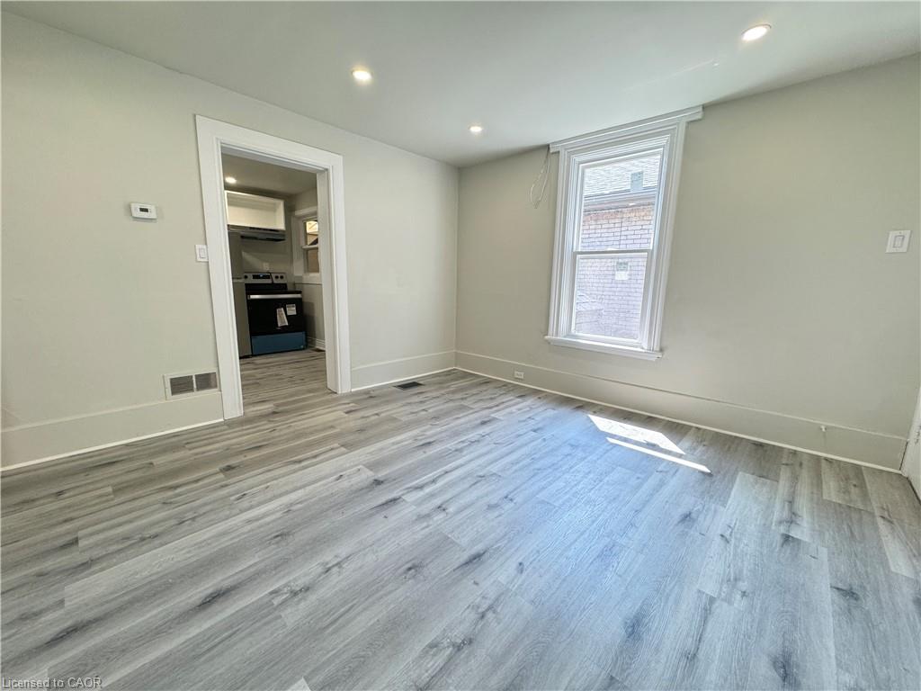 Unit 2 - 30 Ontario Street, Brantford 4