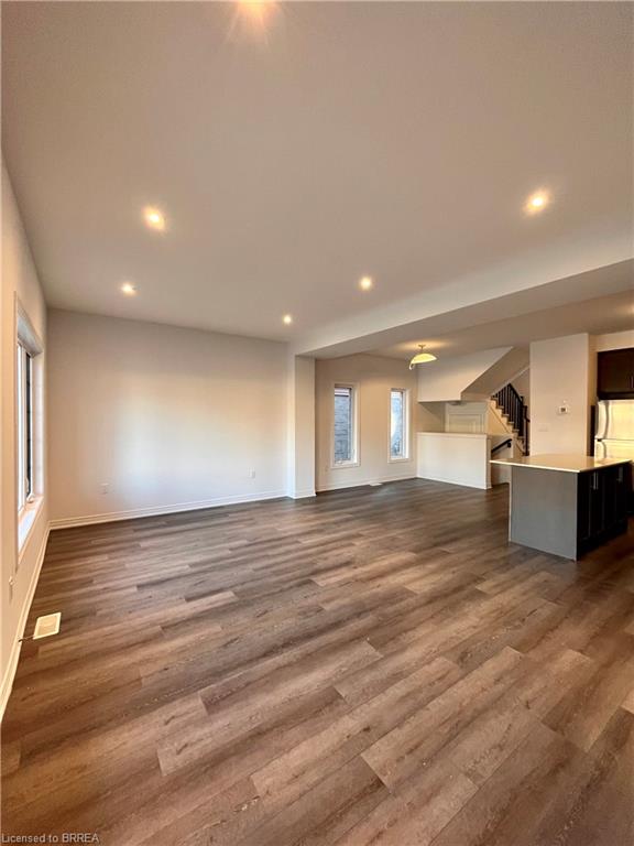 Unit 2 - 461 Blackburn Drive, Brantford 3